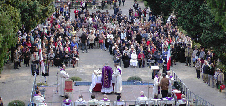 Commemorazione dei Defunti: celebrazioni a Staglieno e a San Bartolomeo della Certosa