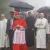 06_l'Arcivescovo guida la processione