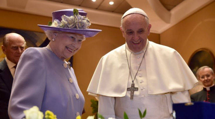 Elisabetta II. Papa Francesco: «Esempio di devozione al dovere»