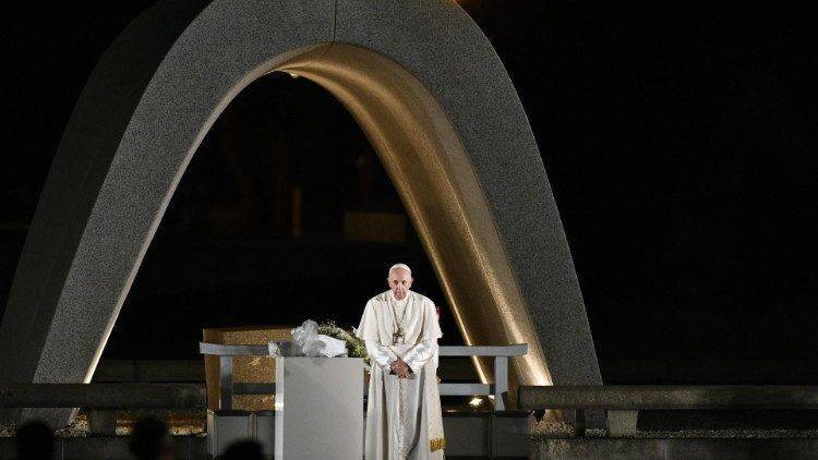 Il Papa al governatore di Hiroshima: solo senza armi nucleari può fiorire la pace