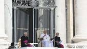 Il Papa all’udienza del mercoledì: “Suscitare propositi di pace in chi ha responsabilità politiche”