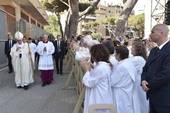 Papa Francesco a Ostia: "Eucaristia, prenotazione per il Paradiso"