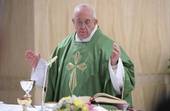 Papa Francesco: chi umilia la donna commette "peccato contro Dio"