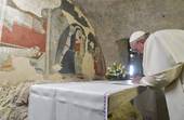 Papa Francesco: "Fare il presepe è celebrare la vicinanza di Dio"
