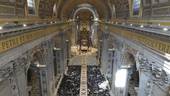 Papa Francesco nella Messa crismale: "ungere" per guarire da meschinità e crudeltà