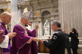 Cardinale Bagnasco alle Forze Armate: "Fuggite i falsi profeti" - GUARDA LA FOTOGALLERY