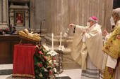 Mons. Tasca nella S. Messa del giorno di Natale: «Accogliamo il Signore Gesù nella nostra vita»