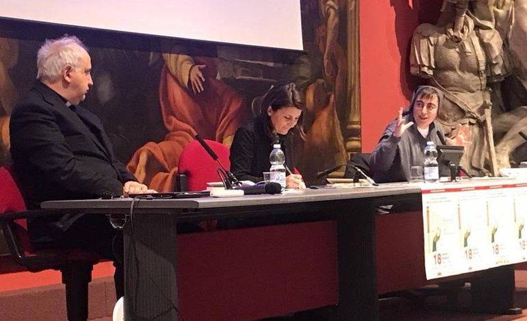 Suor Alessandra Smerilli a Genova: per battere la fame nel mondo ognuno può fare la sua parte