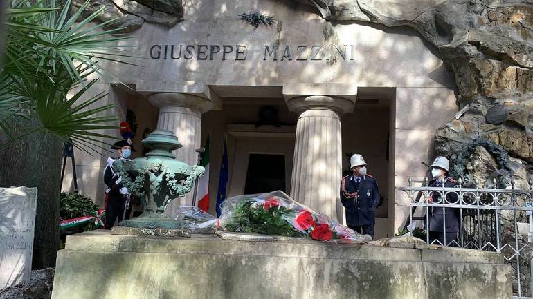 Alla tomba di Mazzini per il 160° dell’unità d’Italia