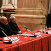 09_il Cardinale Bagnasco e i relatori di Cattedrale Aperta