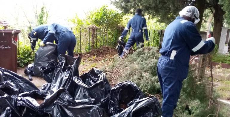 Cesino, Pegli e Sestri: grazie ai migranti i cimiteri sono stati ripuliti