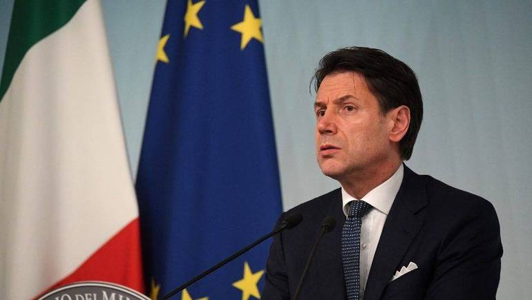 Italia, crisi di governo. Il premier Conte: Salvini spieghi le ragioni al Paese